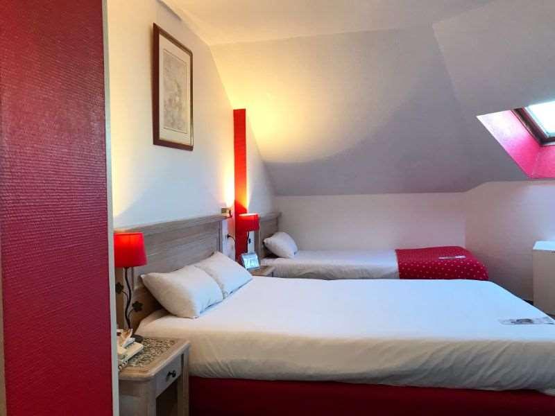 Brit Hotel Aux Sacres Reims, Centre Historique Quarto foto