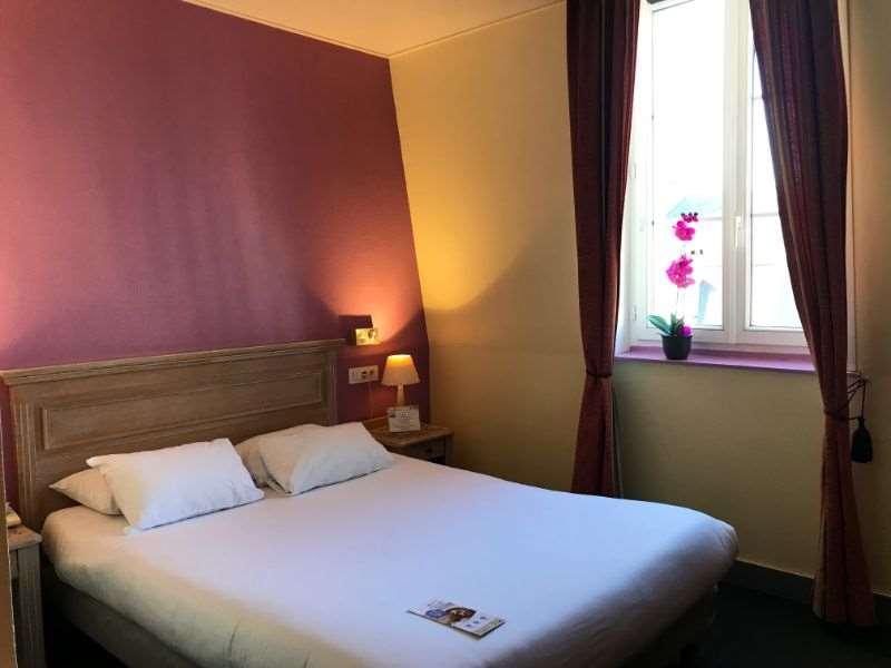 Brit Hotel Aux Sacres Reims, Centre Historique Quarto foto